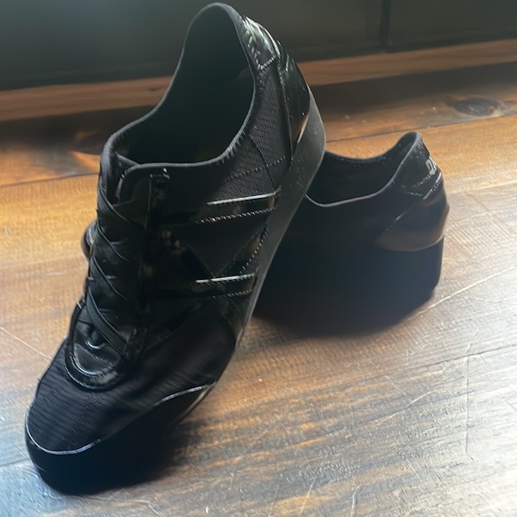 DKNY Patent And Fabric Wedge Sneaker - Picture 3 of 8